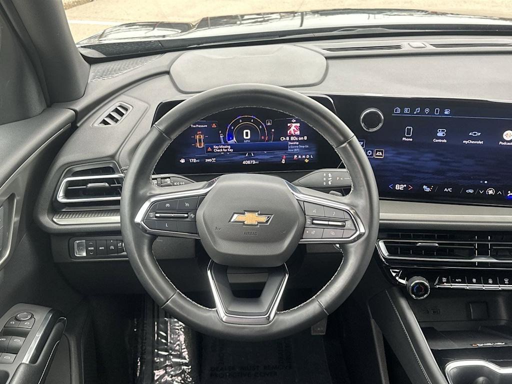 Thumbnail: 2024 Chevrolet Traverse - 14