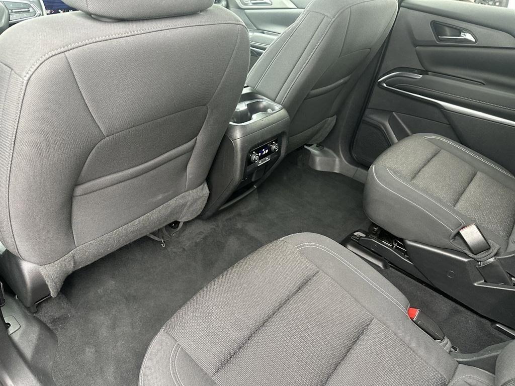 Thumbnail: 2024 Chevrolet Traverse - 25