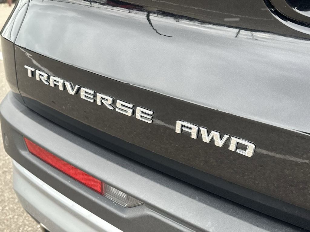 Thumbnail: 2024 Chevrolet Traverse - 23