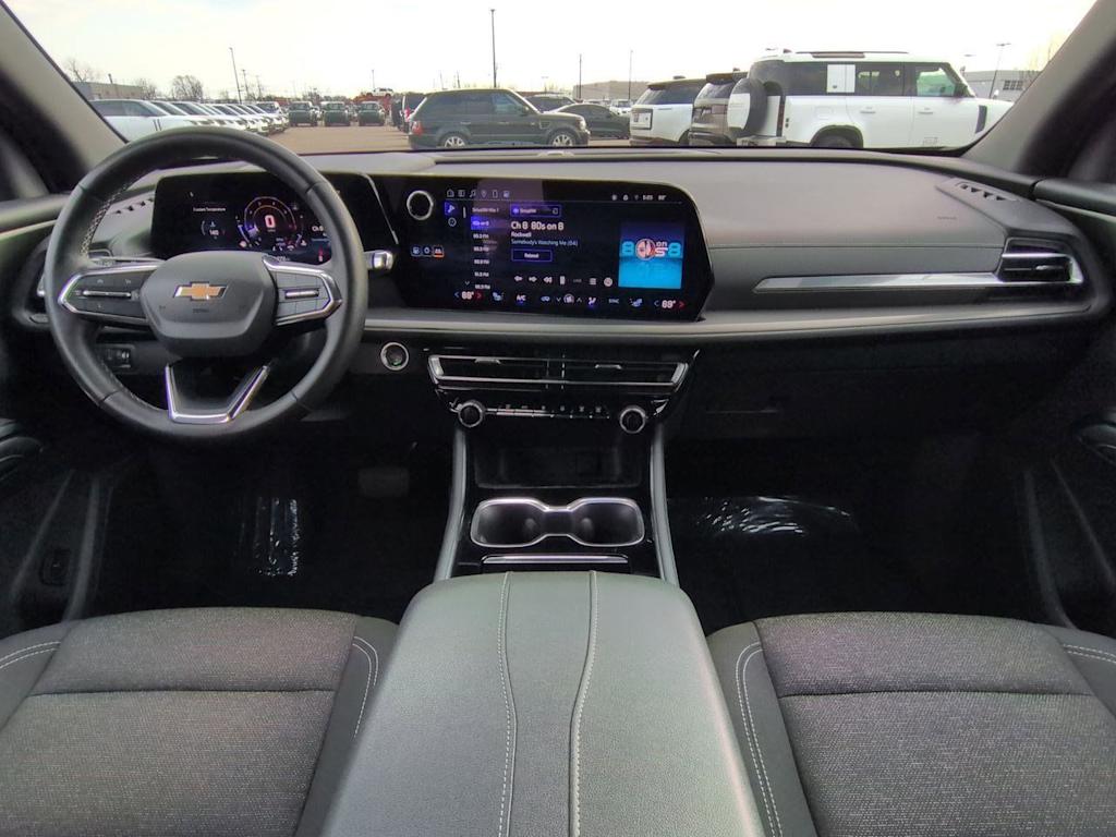 Thumbnail: 2024 Chevrolet Traverse - 10