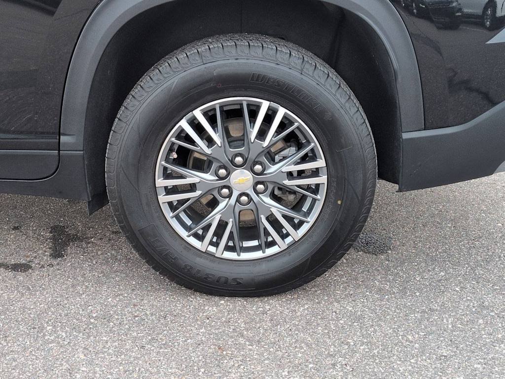 Thumbnail: 2024 Chevrolet Traverse - 8