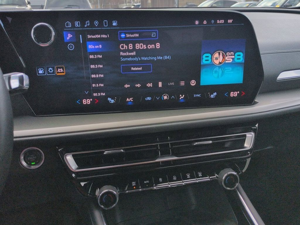 Thumbnail: 2024 Chevrolet Traverse - 15