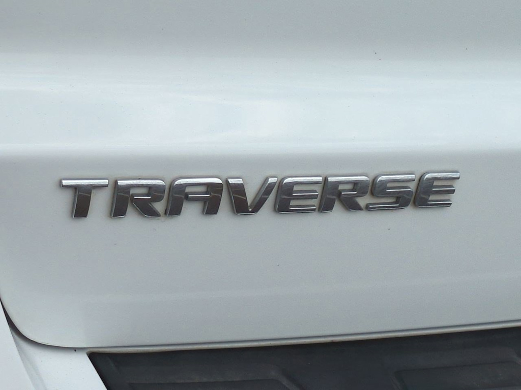 Thumbnail: 2017 Chevrolet Traverse - 24