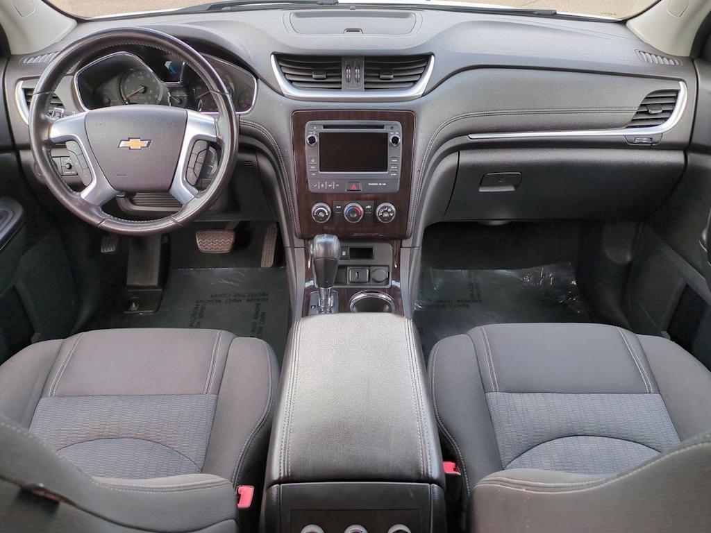 Thumbnail: 2017 Chevrolet Traverse - 9