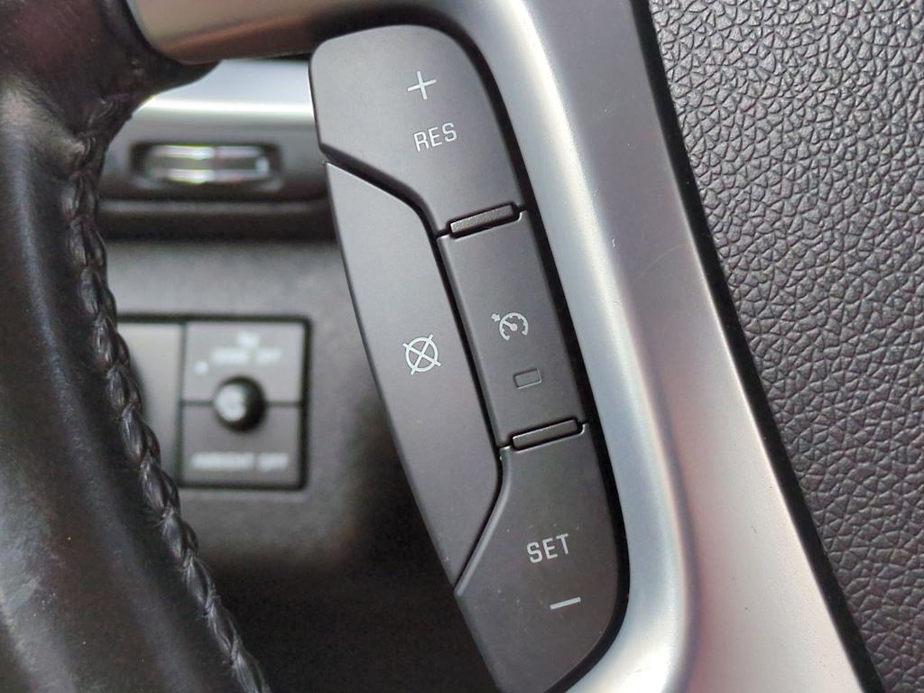 Thumbnail: 2017 Chevrolet Traverse - 28