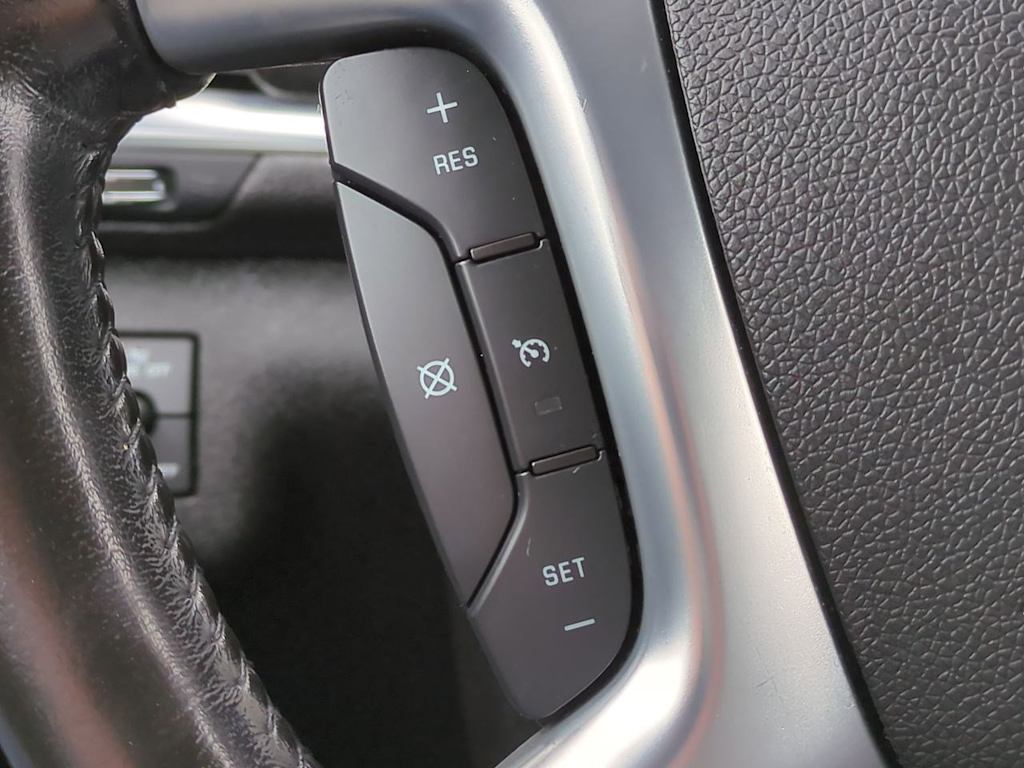2017 Chevrolet Traverse LT 32