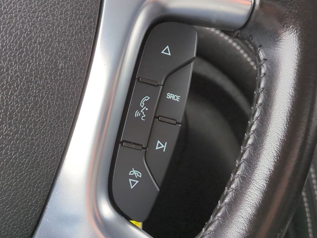 2017 Chevrolet Traverse LT 33