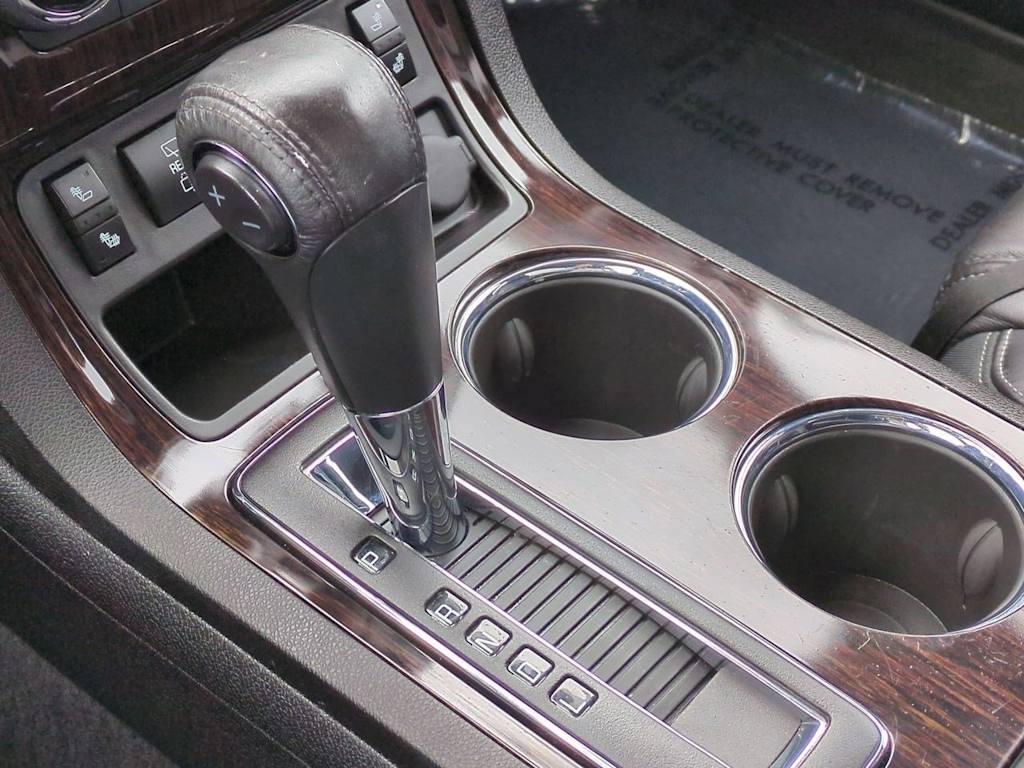 2017 Chevrolet Traverse LT 39