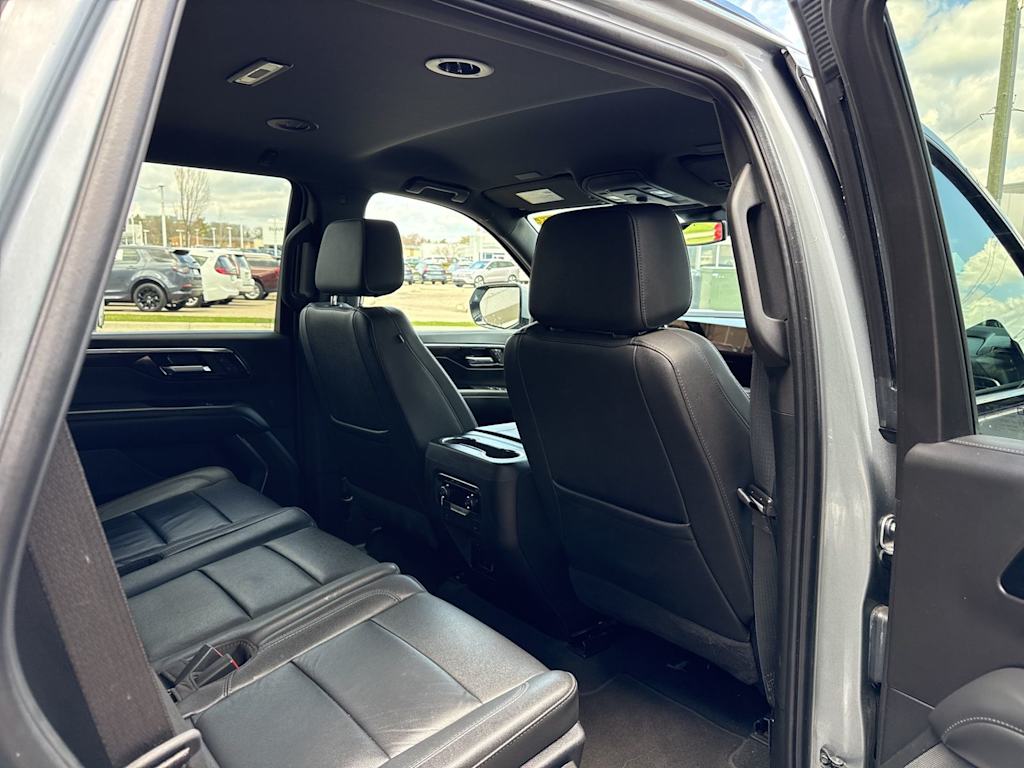 Thumbnail: 2025 Chevrolet Tahoe - 10