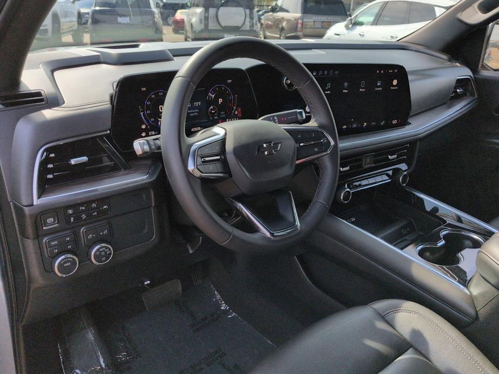 Thumbnail: 2025 Chevrolet Tahoe - 2