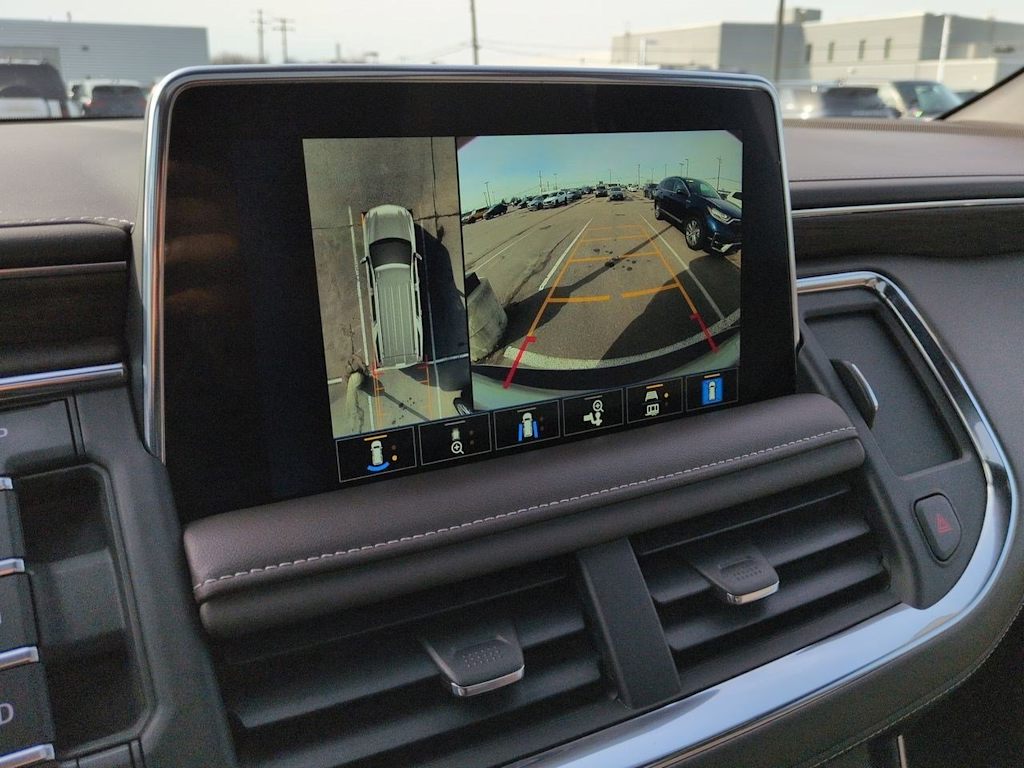 Thumbnail: 2022 Chevrolet Tahoe - 34