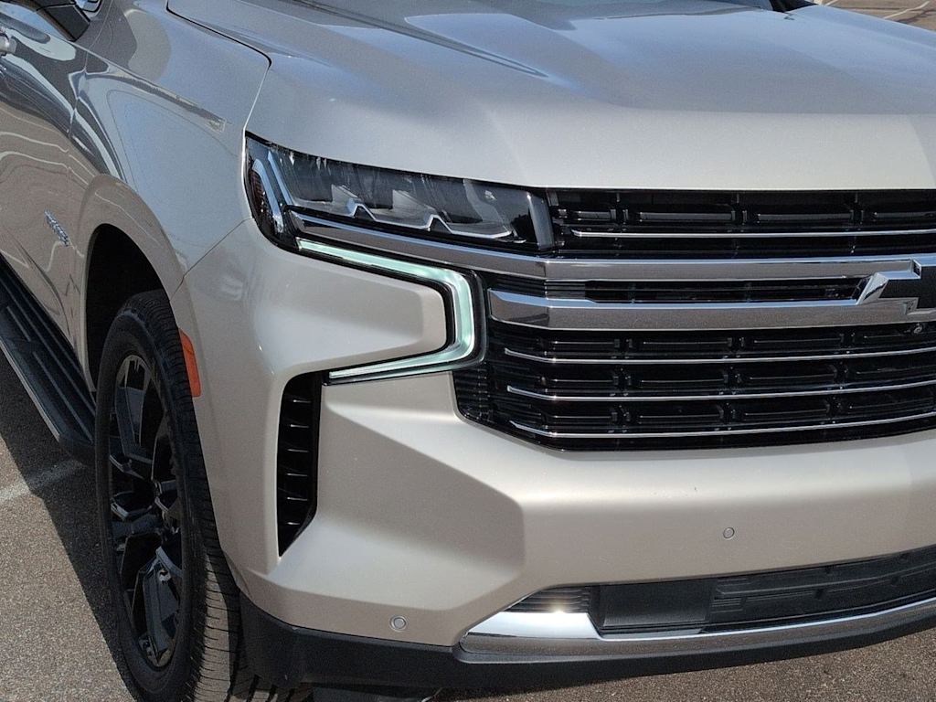 Thumbnail: 2022 Chevrolet Tahoe - 7