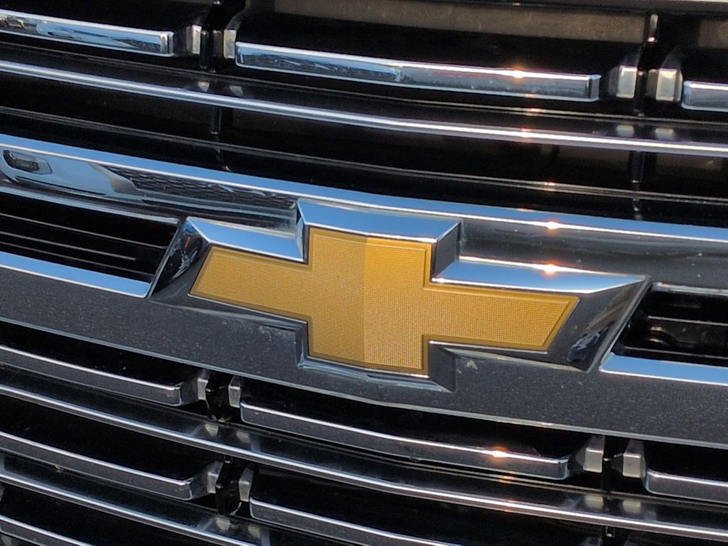 Thumbnail: 2023 Chevrolet Tahoe - 7