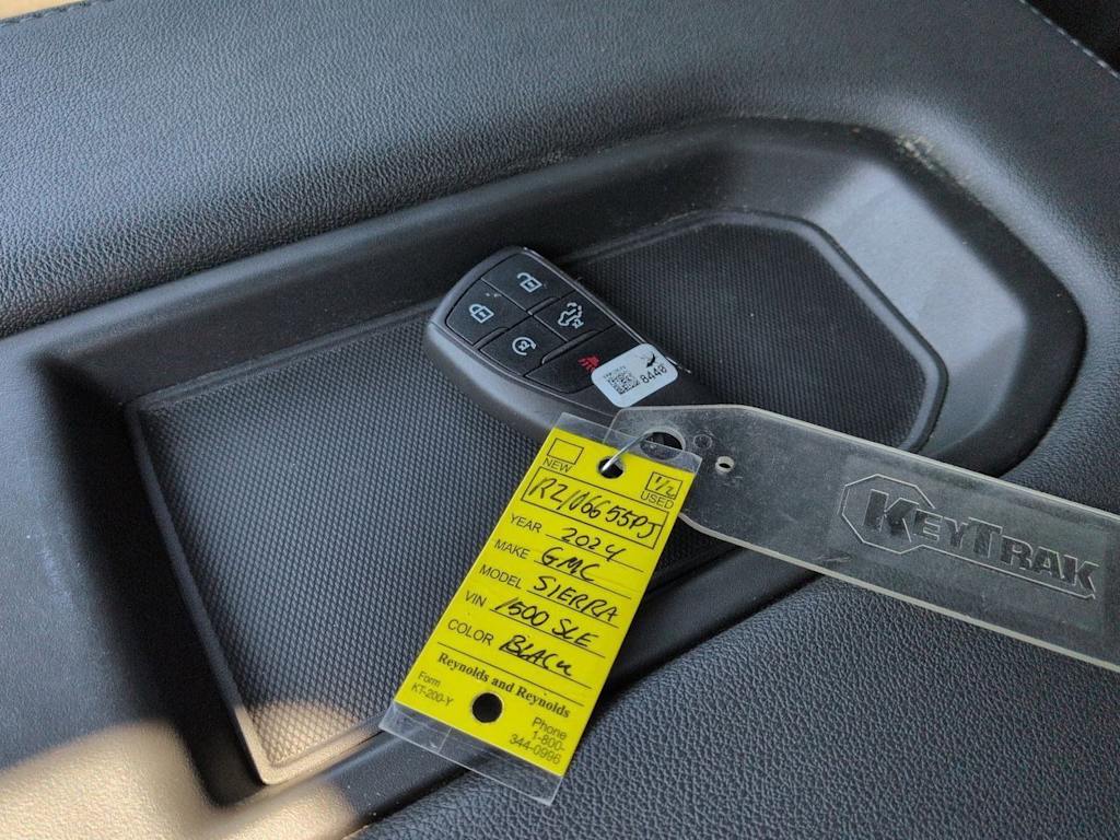 Thumbnail: 2024 GMC Sierra 1500 - 35