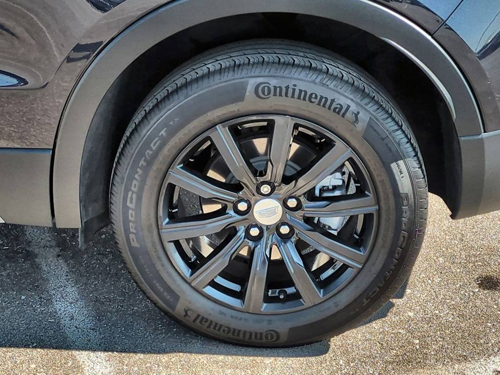 Thumbnail: 2023 Cadillac XT4 - 8