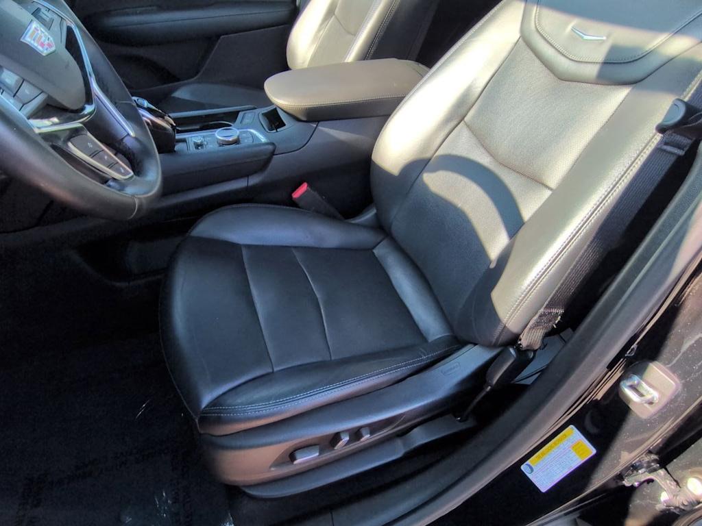 Thumbnail: 2020 Cadillac XT5 - 11