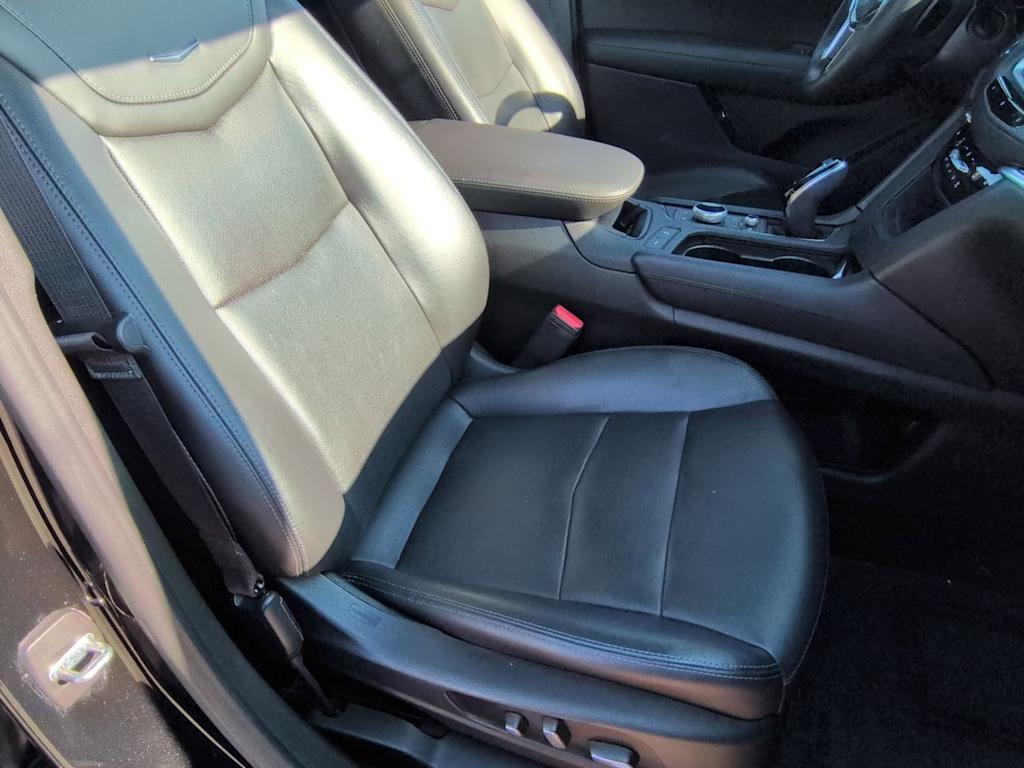 Thumbnail: 2020 Cadillac XT5 - 12