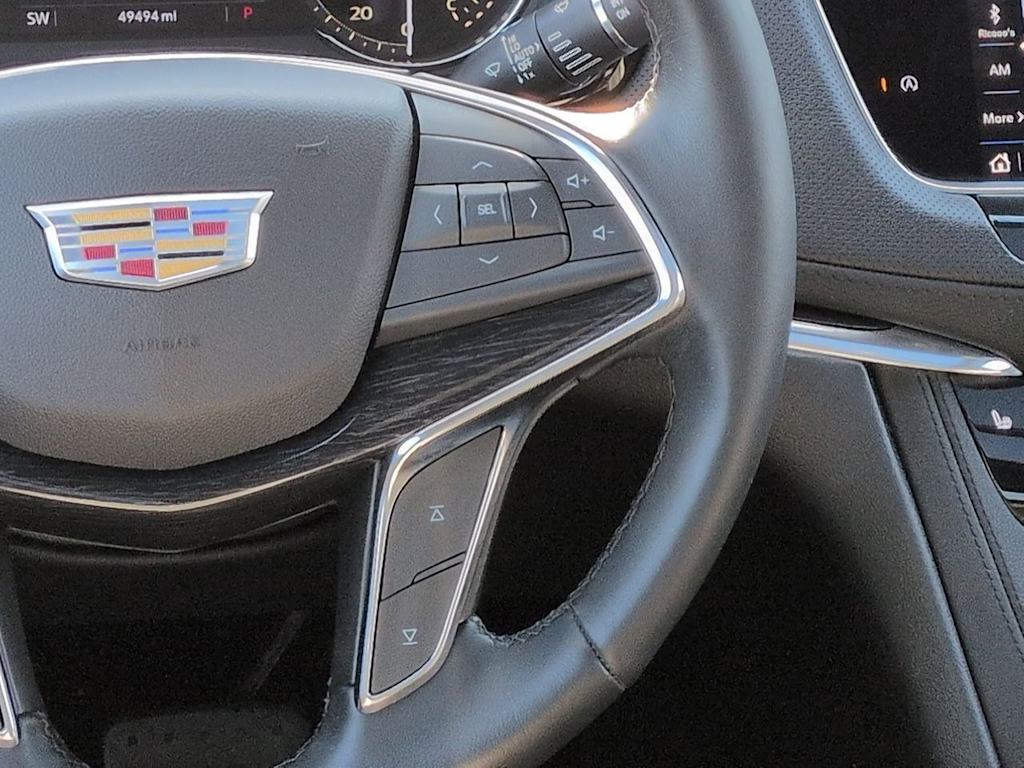 Thumbnail: 2020 Cadillac XT5 - 32