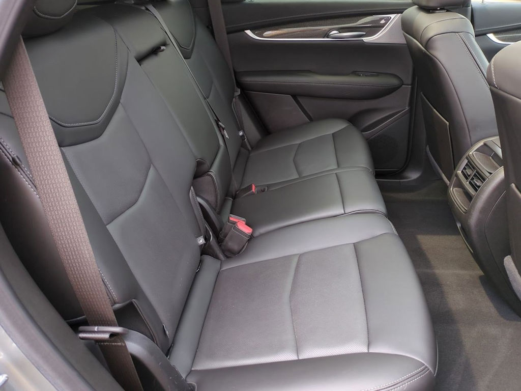 Thumbnail: 2024 Cadillac XT5 - 28