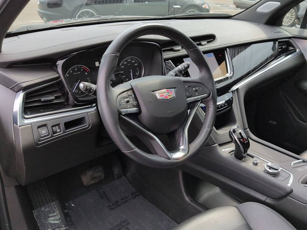 Thumbnail: 2023 Cadillac XT6 - 2