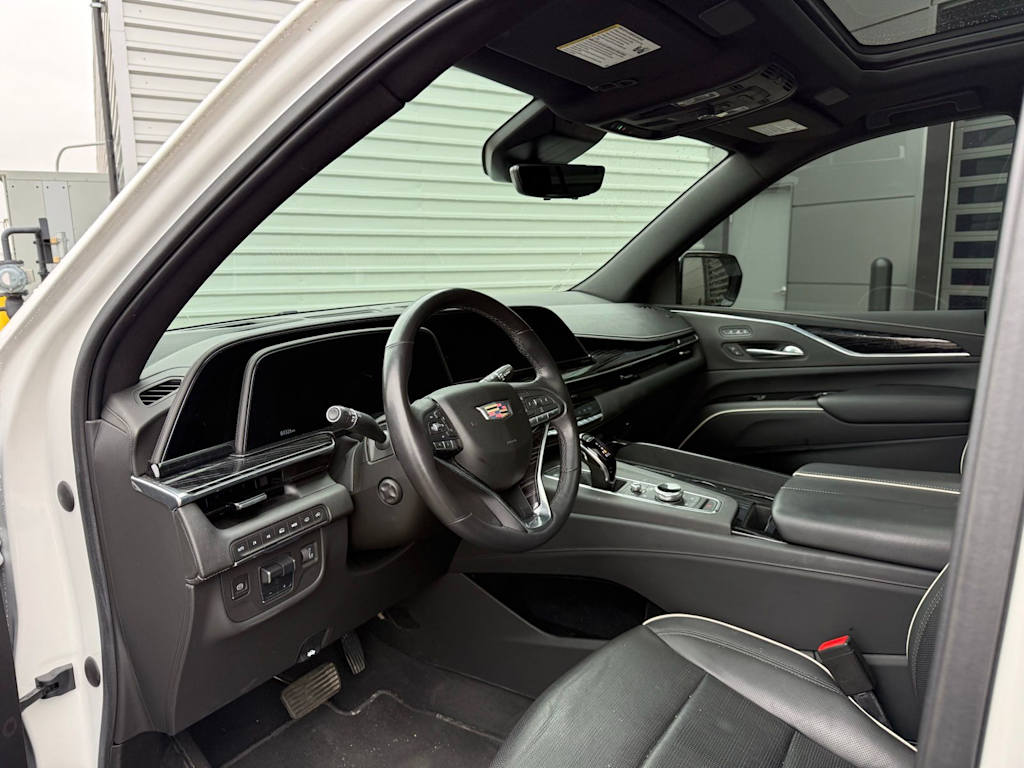 Thumbnail: 2021 Cadillac Escalade - 2