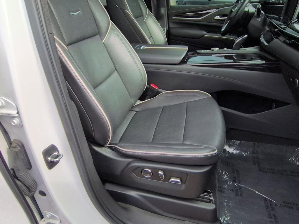 Thumbnail: 2021 Cadillac Escalade - 31