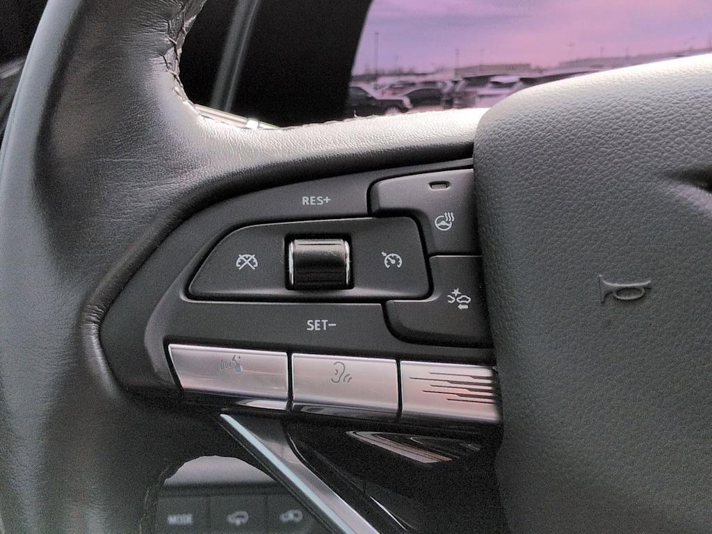 Thumbnail: 2021 Cadillac Escalade - 32