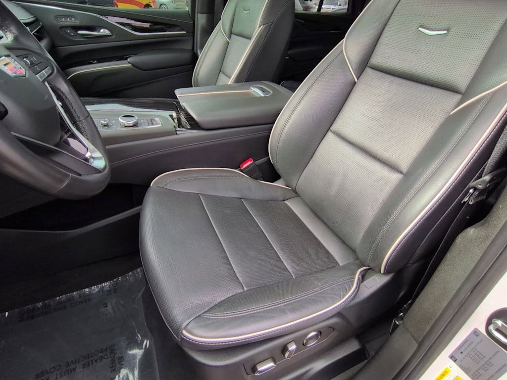 Thumbnail: 2021 Cadillac Escalade - 11