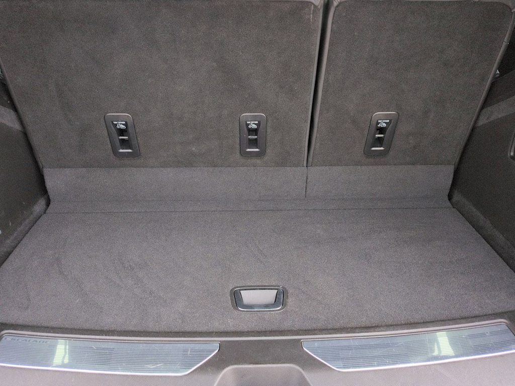 Thumbnail: 2021 Cadillac Escalade - 18