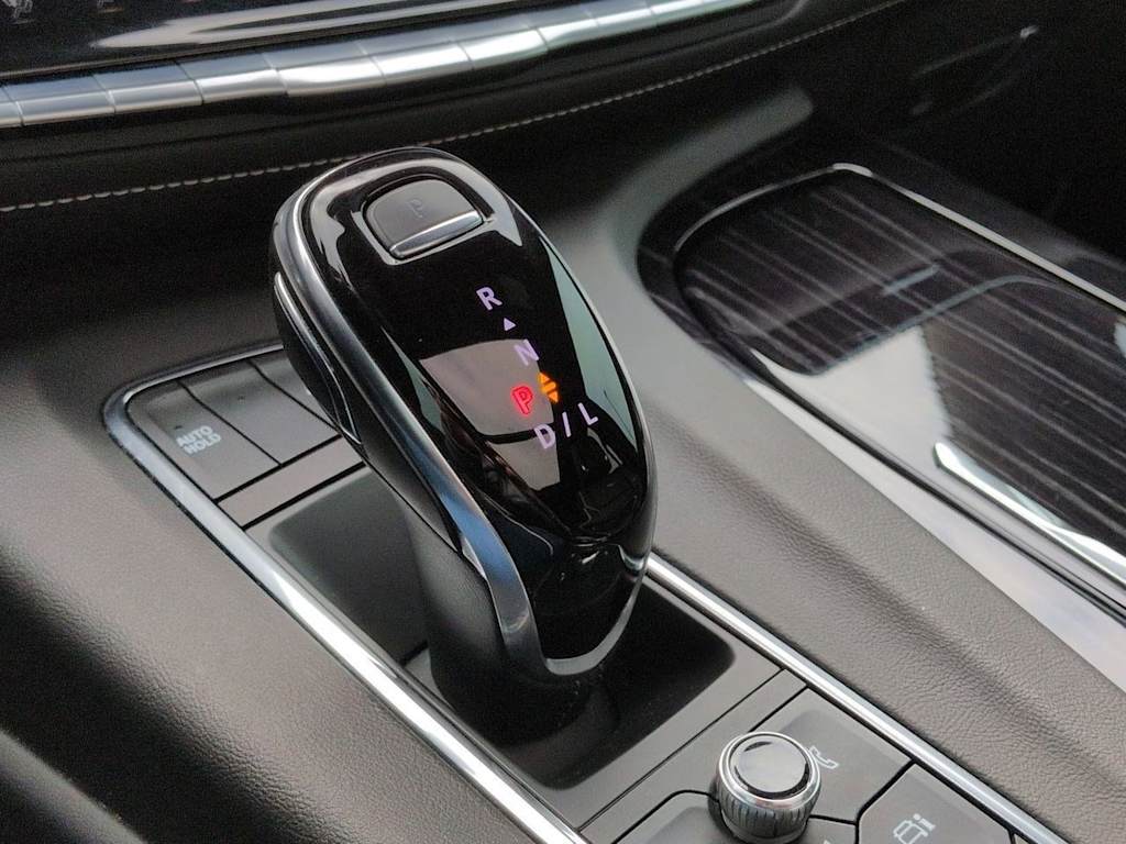 Thumbnail: 2021 Cadillac Escalade - 16