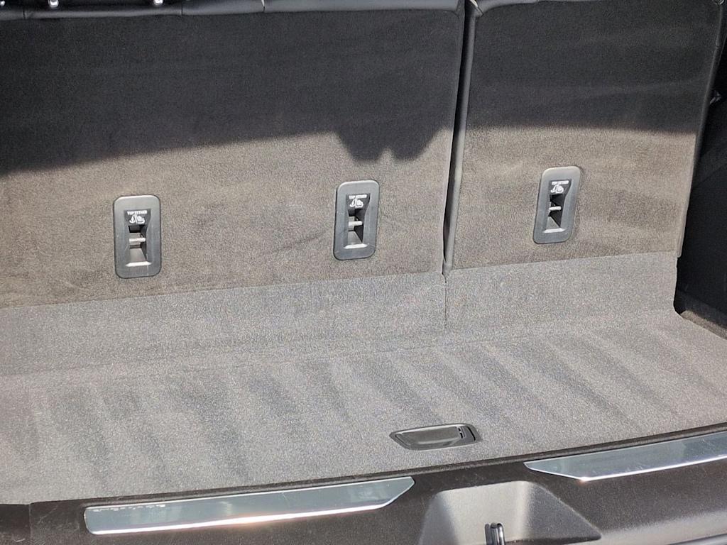 Thumbnail: 2023 Cadillac Escalade - 40