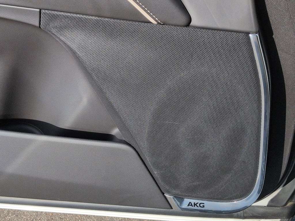 Thumbnail: 2023 Cadillac Escalade - 37