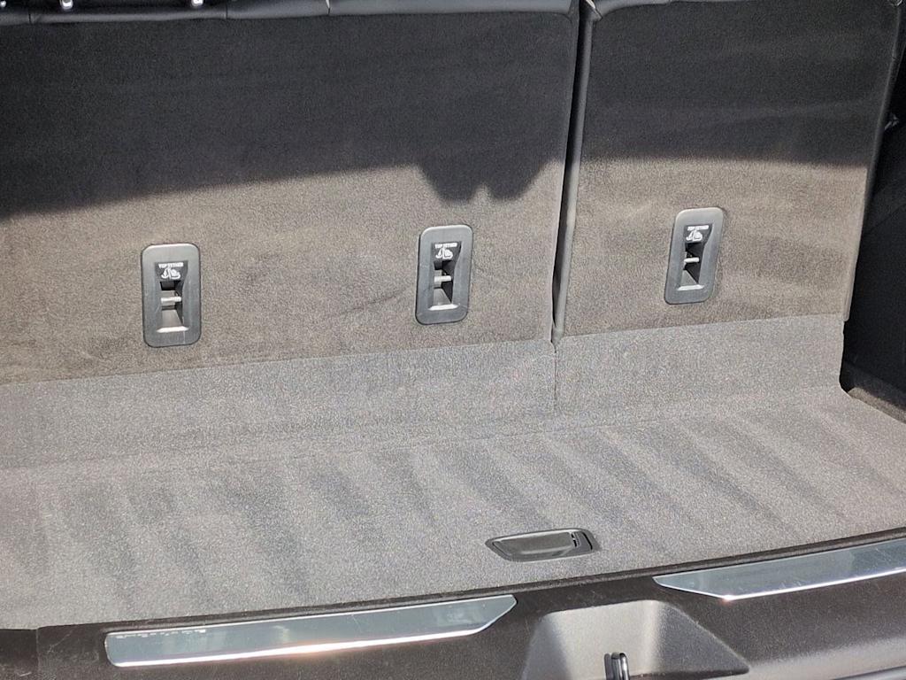 Thumbnail: 2023 Cadillac Escalade - 40