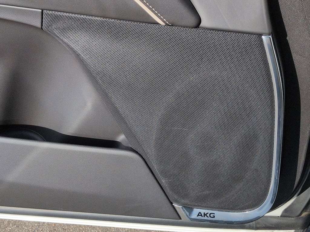 Thumbnail: 2023 Cadillac Escalade - 37