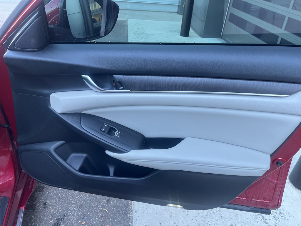 Thumbnail: 2018 Honda Accord - 21