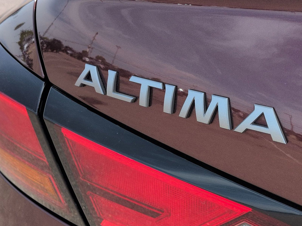 Thumbnail: 2023 Nissan Altima - 24