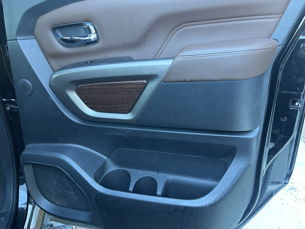 Thumbnail: 2021 Nissan Titan - 20