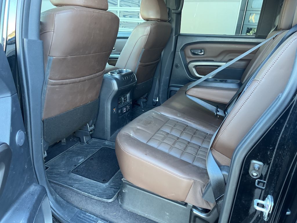 Thumbnail: 2021 Nissan Titan - 21