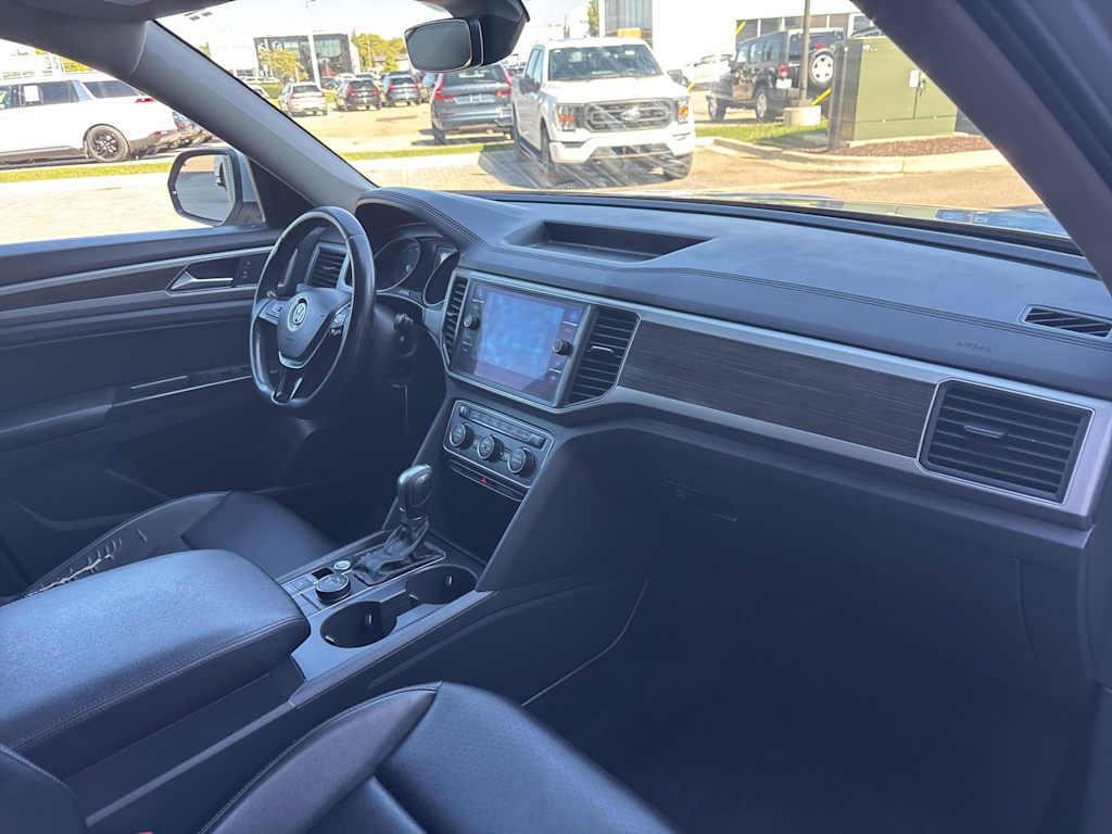 Thumbnail: 2018 Volkswagen Atlas - 9