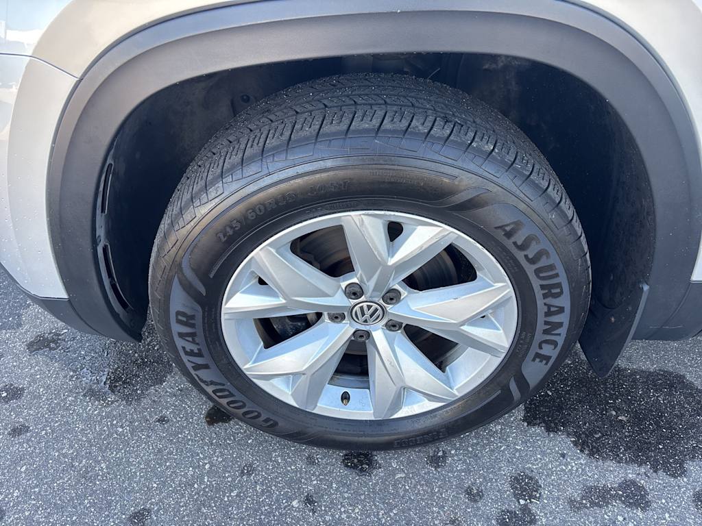 Thumbnail: 2018 Volkswagen Atlas - 23