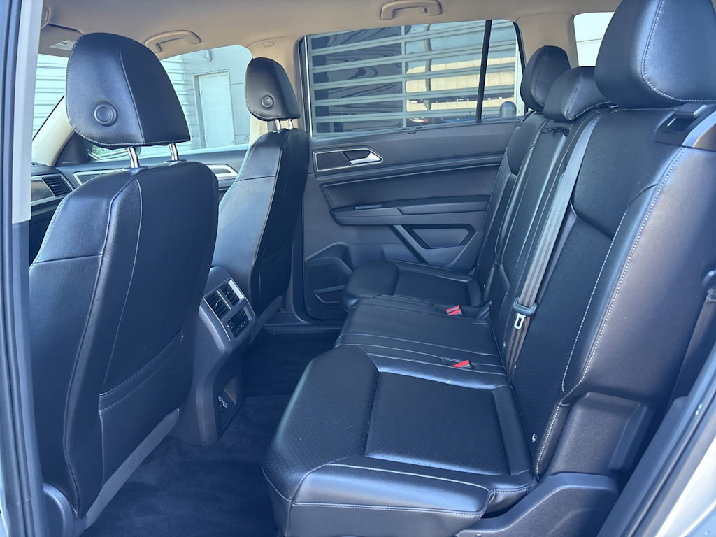 Thumbnail: 2018 Volkswagen Atlas - 12