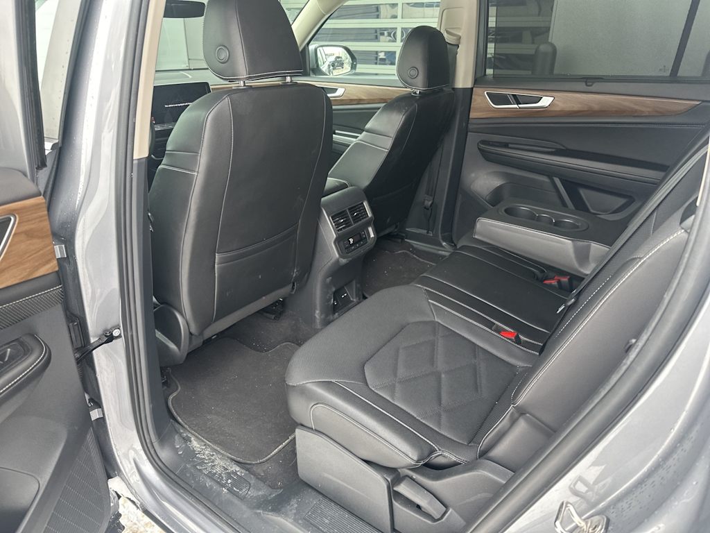 Thumbnail: 2024 Volkswagen Atlas - 22