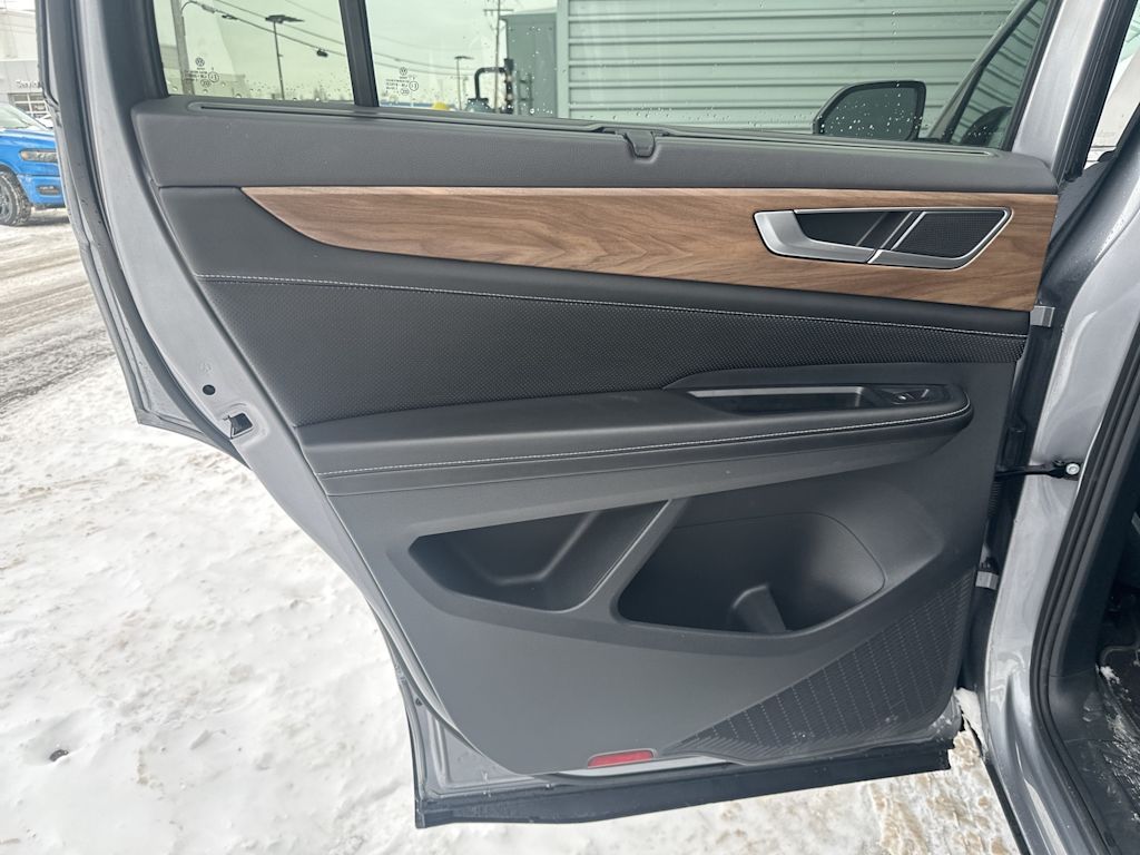 Thumbnail: 2024 Volkswagen Atlas - 24