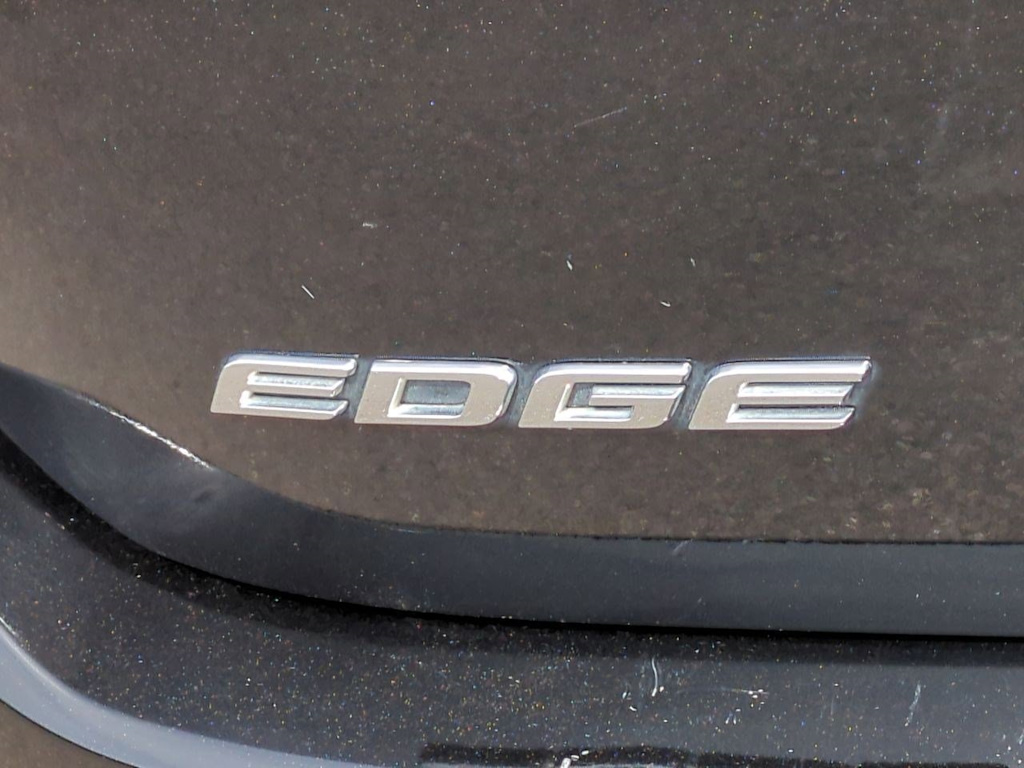 2017 Ford Edge SEL 23