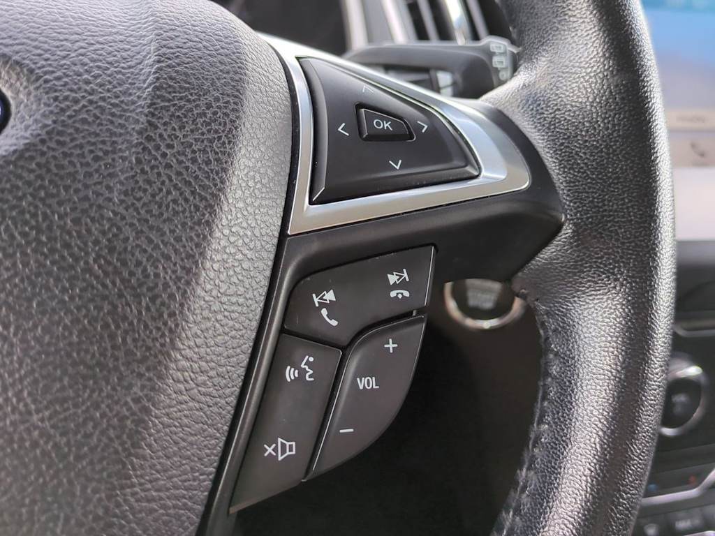 2017 Ford Edge SEL 30