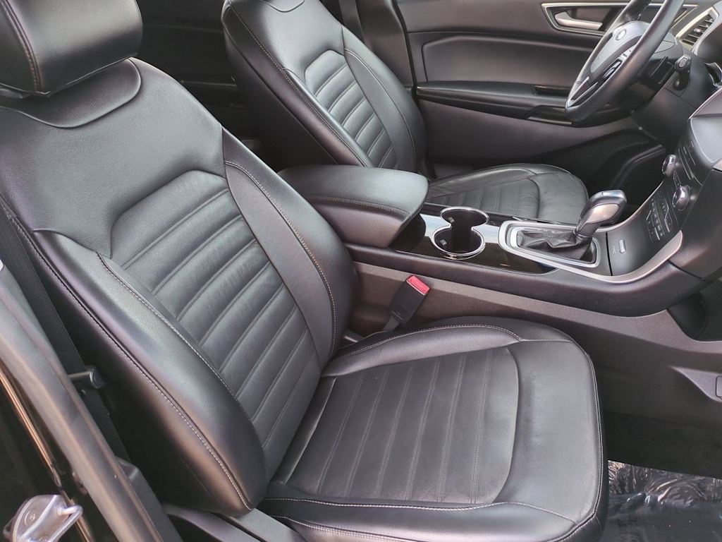 2017 Ford Edge SEL 11