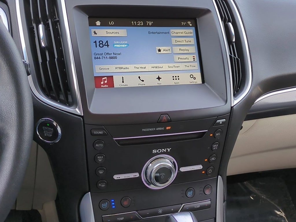 2017 Ford Edge Titanium 15