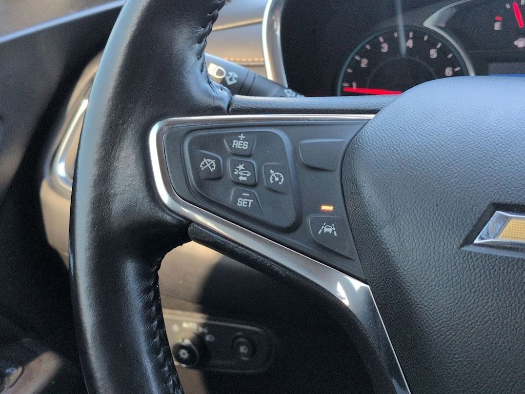 Thumbnail: 2021 Chevrolet Equinox - 29