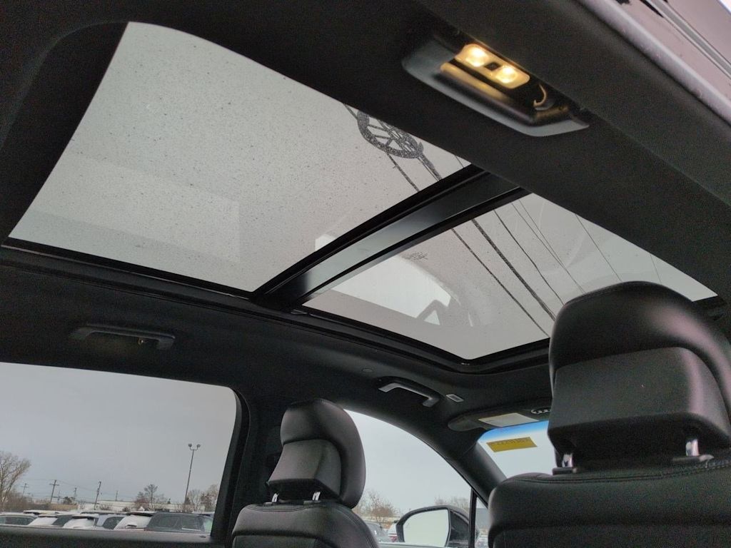 Thumbnail: 2019 Lincoln Nautilus - 29