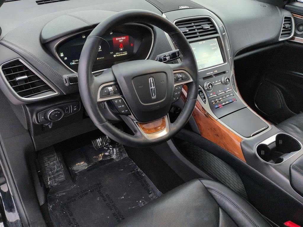 Thumbnail: 2019 Lincoln Nautilus - 2